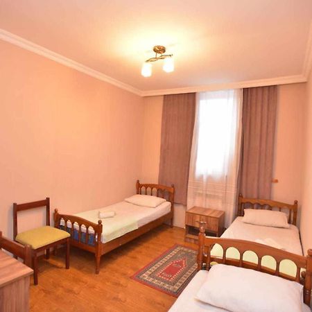 Hotel Nikea Paradiso クタイシ エクステリア 写真