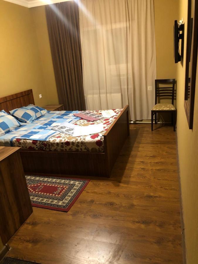 Hotel Nikea Paradiso クタイシ エクステリア 写真